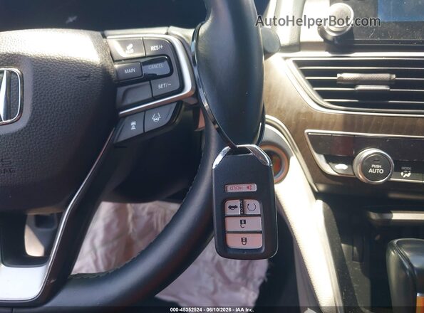 1HGCV1F97JA016817 2018 HONDA ACCORD Gray Vista del salpicadero