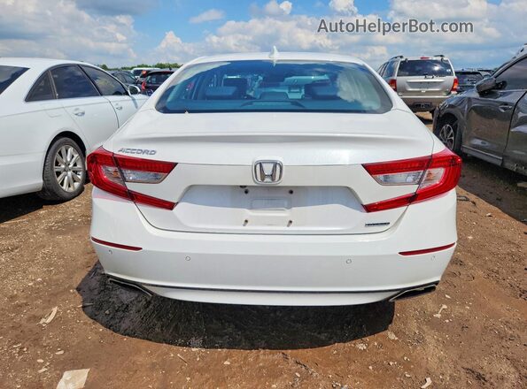 1HGCV1F97JA066360 2018 HONDA ACCORD White Вид ззаду
