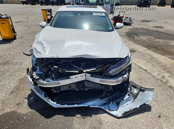 1HGCV1F99JA117129 2018 HONDA ACCORD White 