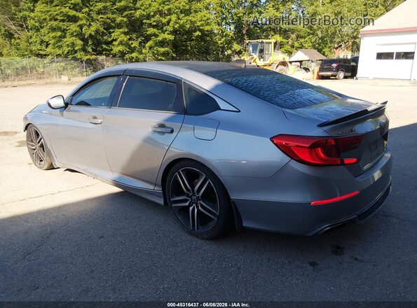 1HGCV2E30JA047104 2018 HONDA ACCORD Silver უკანა მარცხენა