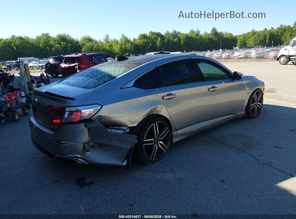 1HGCV2E30JA047104 2018 HONDA ACCORD Silver უკანა მარჯვენა