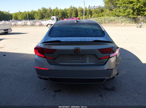 1HGCV2E30JA047104 2018 HONDA ACCORD Silver 