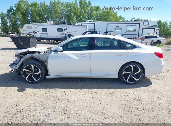 1HGCV2E36JA049245 2018 HONDA ACCORD Silver 