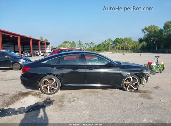 1HGCV2F30JA010746 2018 HONDA ACCORD Black Rear interior view