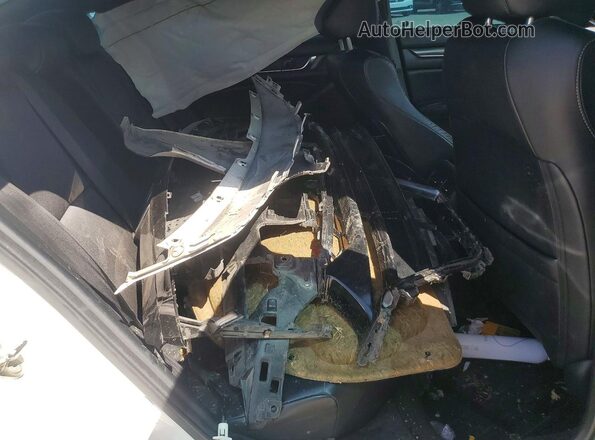 1HGCV2F31JA008181 2018 HONDA ACCORD White Vista del compartimento del motor