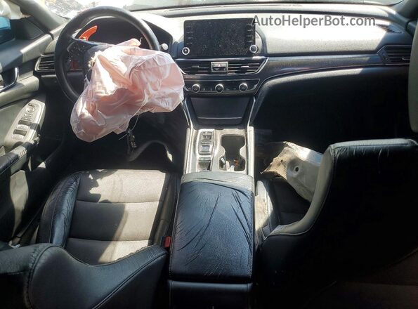 1HGCV2F31JA008181 2018 HONDA ACCORD White Vista del salpicadero
