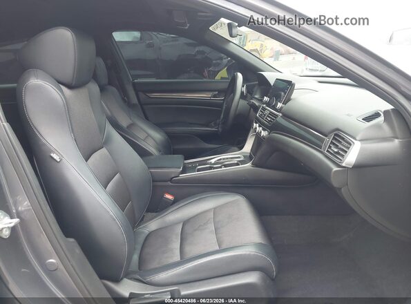 1HGCV2F31JA012246 2018 HONDA ACCORD Gray Вид салону спереду