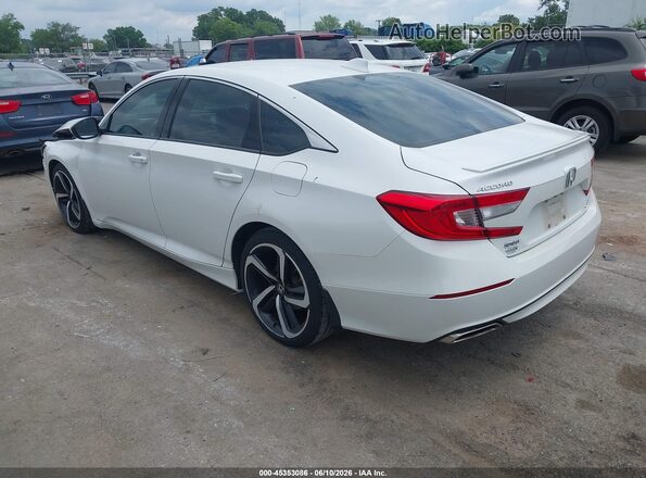 1HGCV2F32JA048687 2018 HONDA ACCORD White Tył lewy