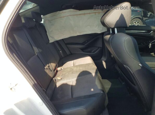 1HGCV2F32KA032040 2019 HONDA ACCORD White 