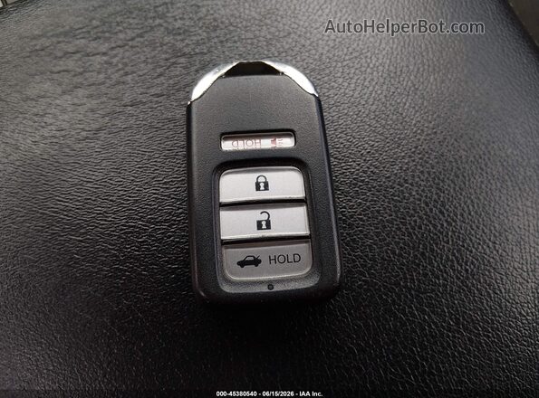 1HGCV2F33JA040842 2018 HONDA ACCORD White Dashboard view