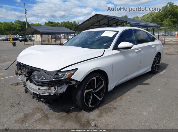 1HGCV2F33JA040842 2018 HONDA ACCORD White Front left