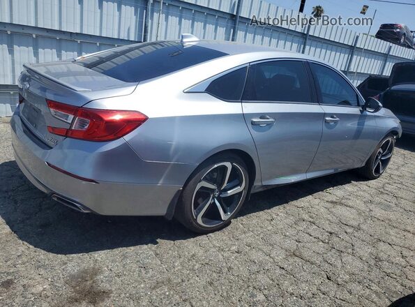 1HGCV2F33JA053462 2018 HONDA ACCORD Silver Задня права чверть