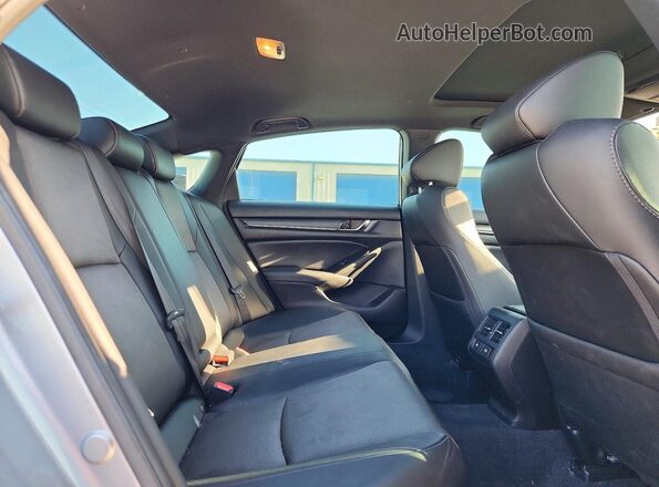 1HGCV2F34MA010723 2021 HONDA ACCORD Серебряный Вид задних сидений