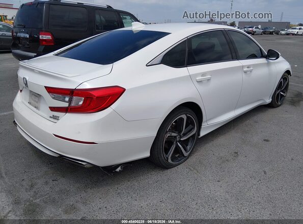 1HGCV2F35JA004229 2018 HONDA ACCORD Белый Задняя правая четверть