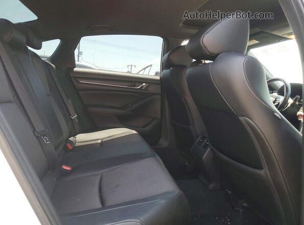 1HGCV2F35KA023641 2019 HONDA ACCORD Black Widok tylnych siedzeń