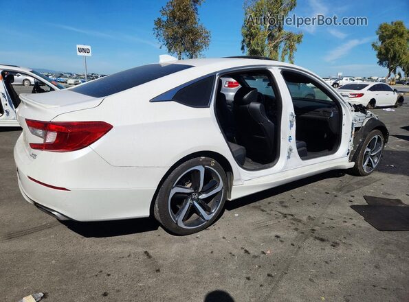 1HGCV2F36JA027681 2018 HONDA ACCORD White 