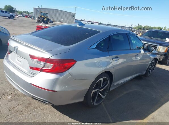 1HGCV2F36JA047672 2018 HONDA ACCORD Silver Задня права чверть