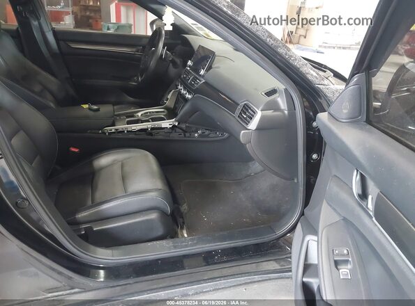 1HGCV2F37JA031805 2018 HONDA ACCORD Черный Вид салона спереди