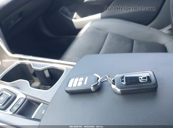 1HGCV2F38NA018311 2022 HONDA ACCORD Серебряный Вид панели приборов
