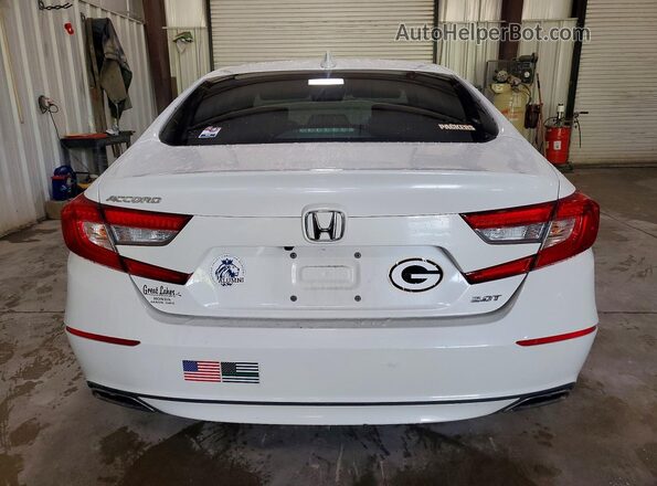 1HGCV2F55JA013420 2018 HONDA ACCORD White Rear view