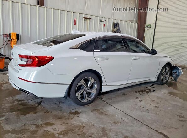 1HGCV2F55JA013420 2018 HONDA ACCORD White Rear right
