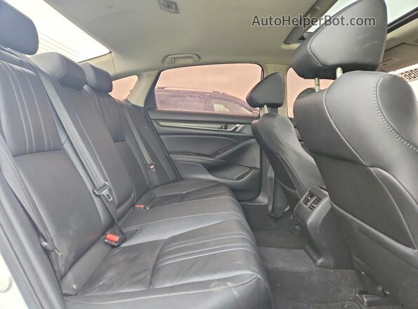 1HGCV2F59LA004853 2020 HONDA ACCORD White Vista de los asientos traseros