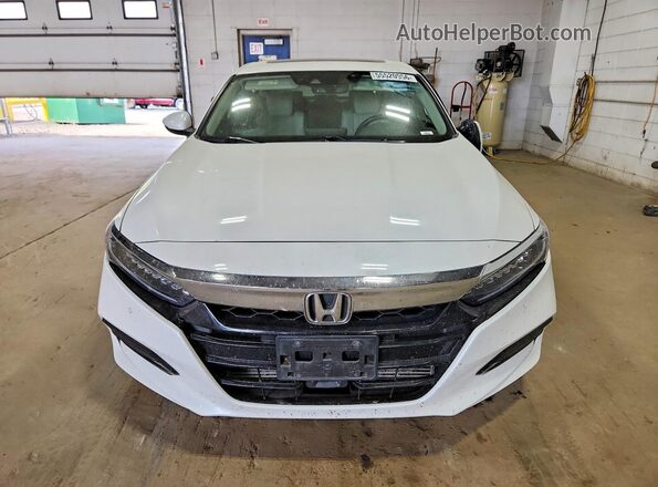 1HGCV2F91JA015989 2018 HONDA ACCORD White Դիմացի տեսք