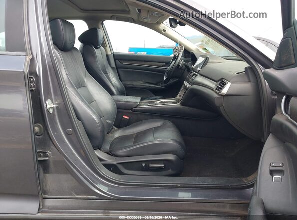 1HGCV2F92JA004984 2018 HONDA ACCORD Gray Vista interior delantera