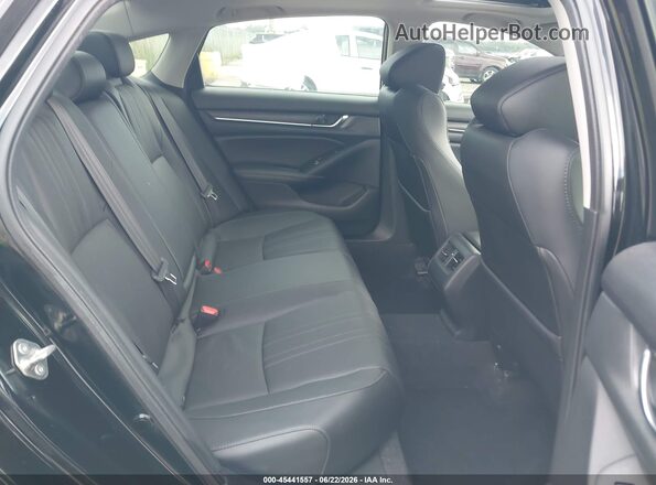 1HGCV2F93KA033735 2019 HONDA ACCORD Black VIN კოდის სტიკერის ხედი