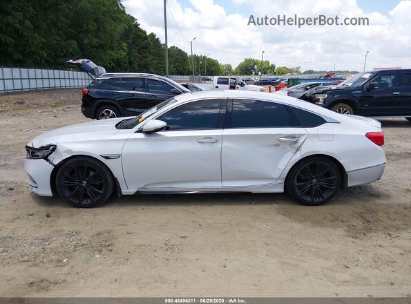 1HGCV2F94JA031264 2018 HONDA ACCORD White Widok wnętrza 360 stopni
