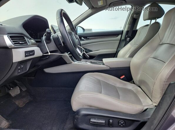 1HGCV2F95JA038305 2018 HONDA ACCORD Gray Вид салону спереду