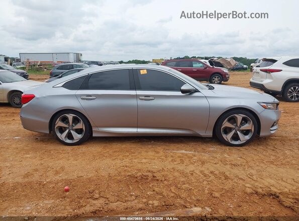 1HGCV2F9XKA024918 2019 HONDA ACCORD Silver Rear interior view