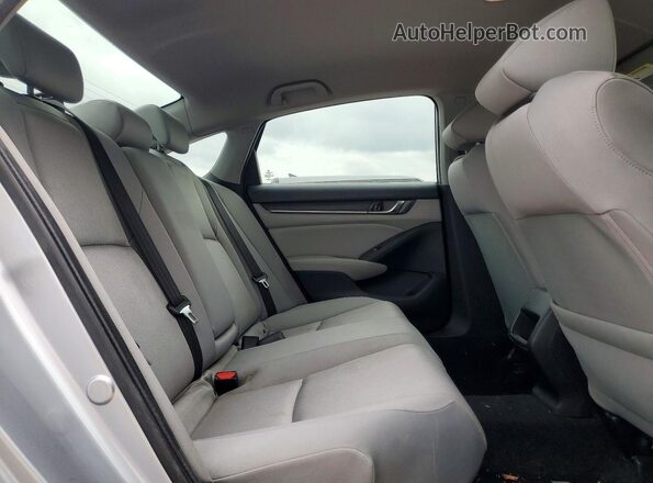1HGCV3F12JA005651 2018 HONDA ACCORD Серебряный Вид задних сидений