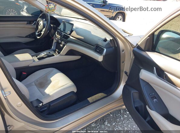 1HGCV3F14JA013203 2018 HONDA ACCORD Beige Вид салону спереду