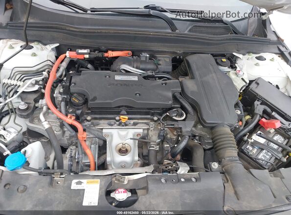 1HGCV3F17JA000882 2018 HONDA ACCORD HYBRID White 