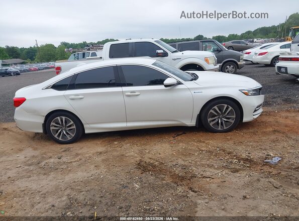 1HGCV3F17JA000882 2018 HONDA ACCORD HYBRID White 