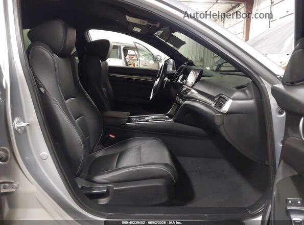 1HGCV3F21NA015893 2022 HONDA ACCORD Silver Вид салону спереду