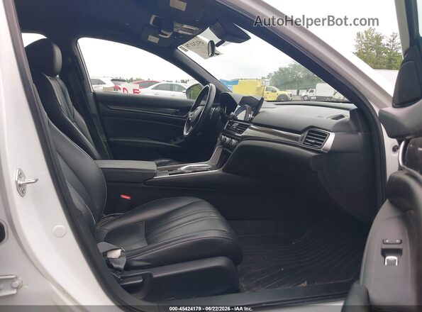 1HGCV3F27NA043231 2022 HONDA ACCORD Белый Вид салона спереди