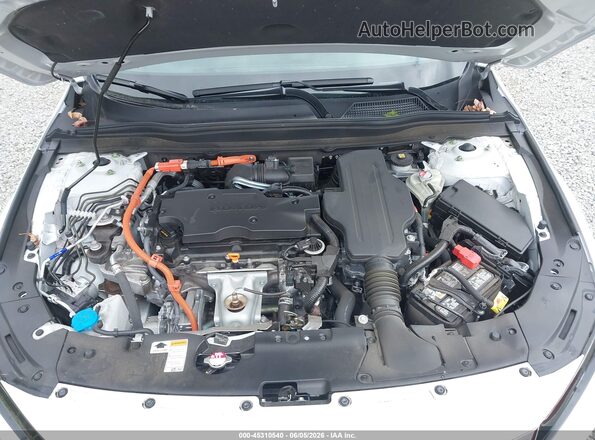 1HGCV3F29NA030643 2022 HONDA ACCORD HYBRID White 