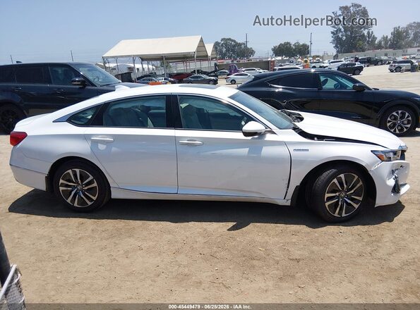1HGCV3F50NA005026 2022 HONDA ACCORD White Вид задньої частини салону