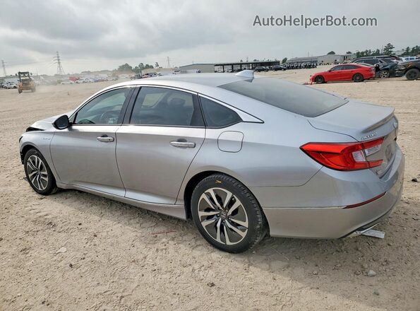 1HGCV3F52JA009279 2018 HONDA ACCORD Silver Trasero izquierdo