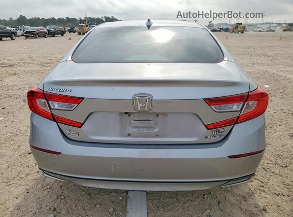 1HGCV3F52JA009279 2018 HONDA ACCORD Silver Vista trasera