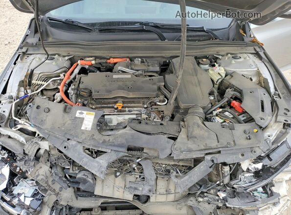 1HGCV3F52JA009279 2018 HONDA ACCORD Silver Vista interior trasera