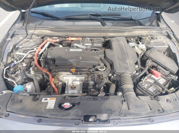 1HGCV3F57JA002814 2018 HONDA ACCORD Gray Widok z tyłu