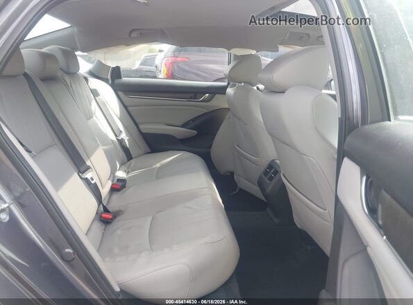1HGCV3F57JA002814 2018 HONDA ACCORD Gray Widok naklejki z numerem VIN