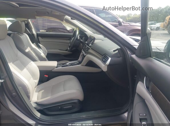 1HGCV3F57JA002814 2018 HONDA ACCORD Gray Widok wnętrza z przodu