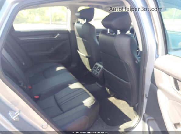 1HGCV3F57NA002074 2022 HONDA ACCORD HYBRID Silver VIN კოდის სტიკერის ხედი