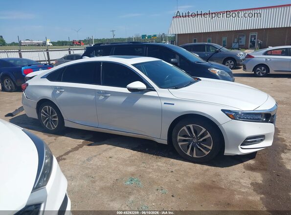 1HGCV3F90LA006919 2020 HONDA ACCORD Белый Вид задней части салона