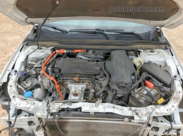 1HGCV3F91NA005149 2022 HONDA ACCORD White Вид задньої частини салону