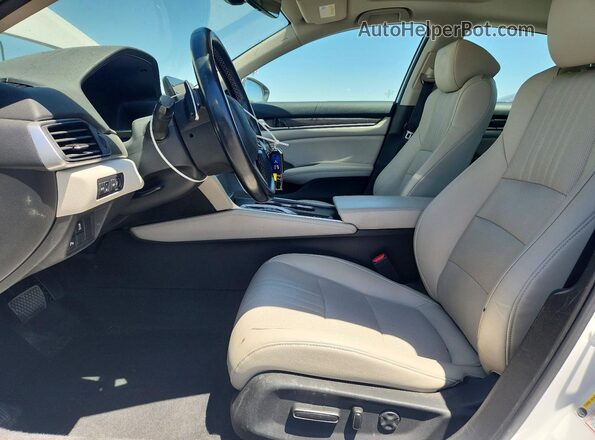 1HGCV3F94LA017888 2020 HONDA ACCORD White Vista interior delantera